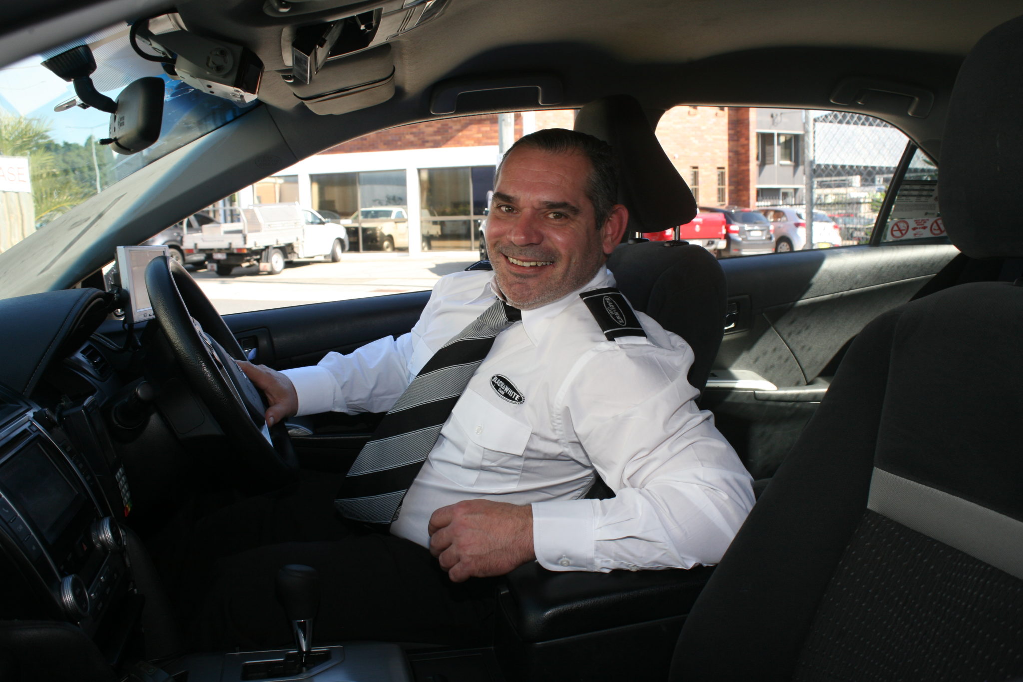 Black & White Cabs Great Taxis, Great Service, Book Now